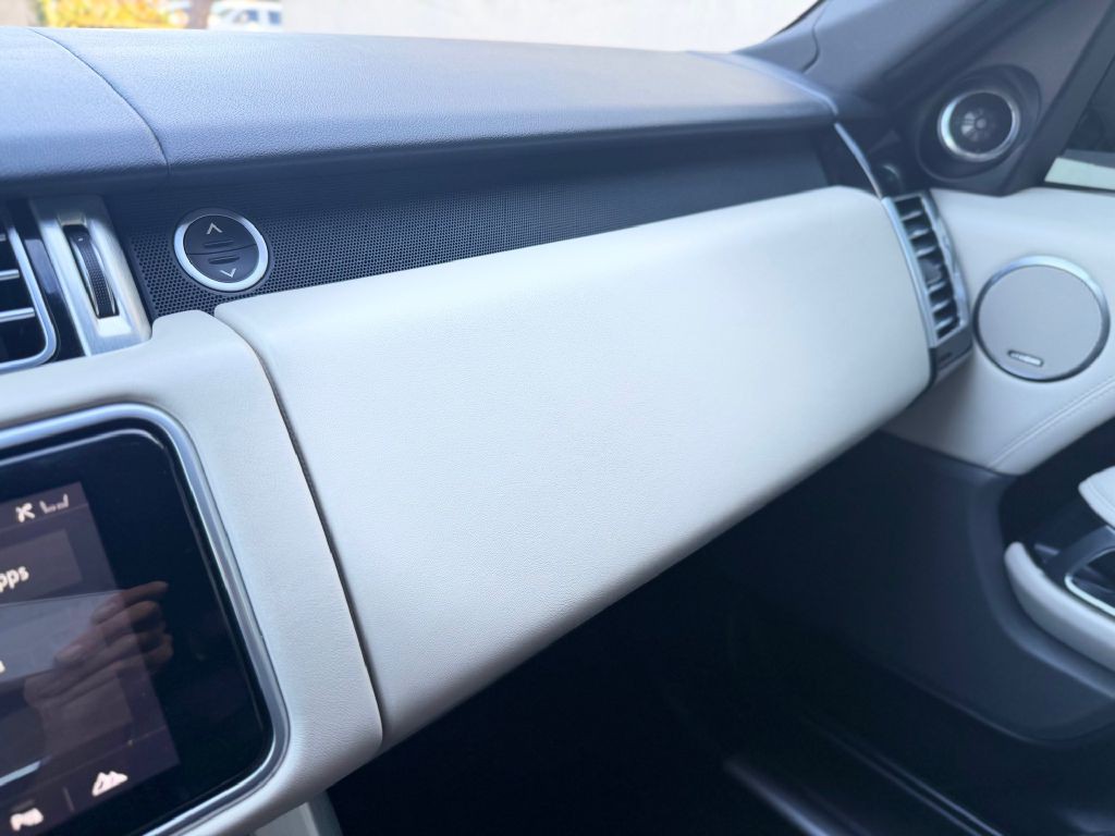 2019 Land Rover Range Rover Image 27