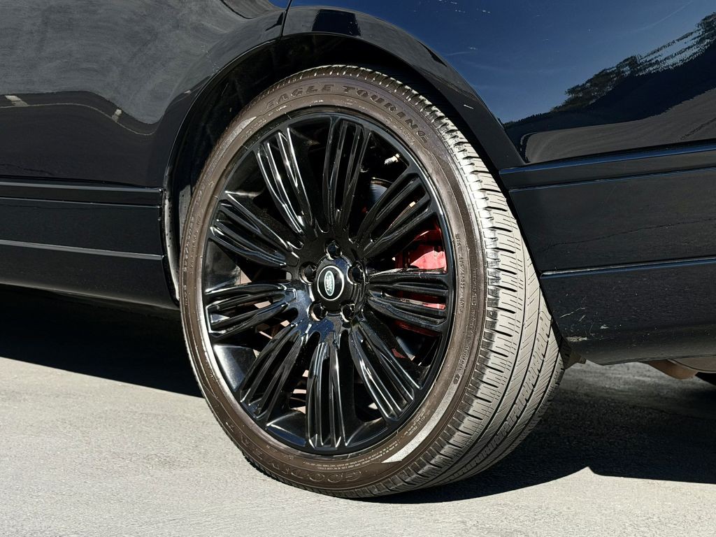 2019 Land Rover Range Rover Image 30