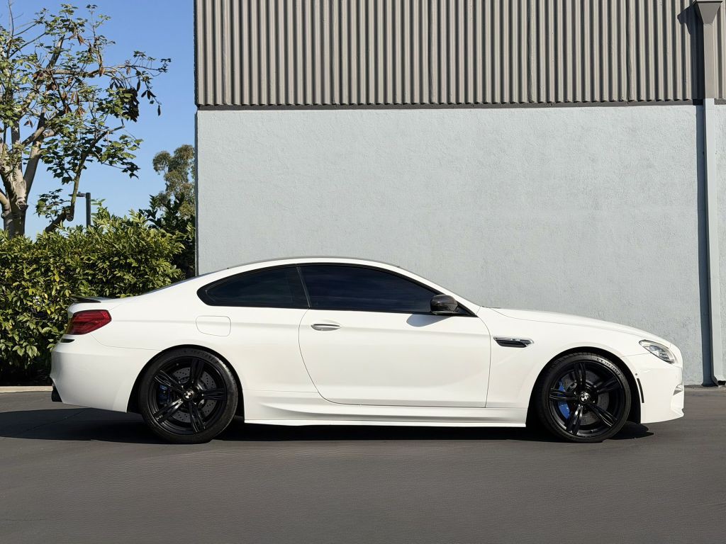2017 BMW M6 Image 3
