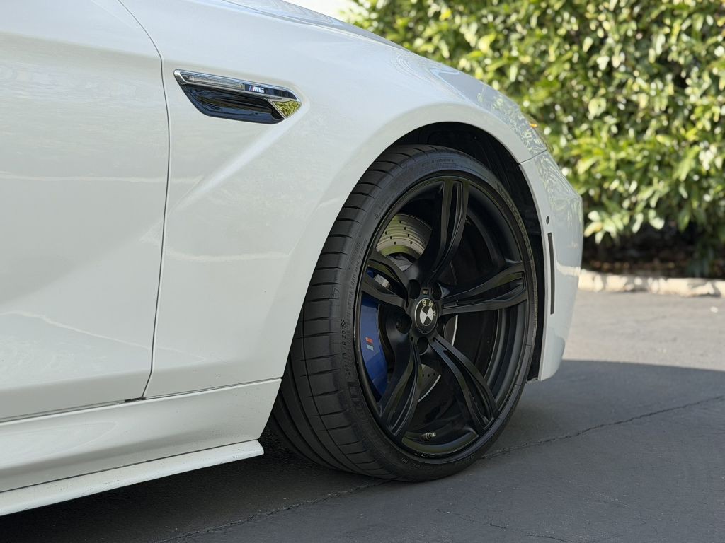 2017 BMW M6 Image 15