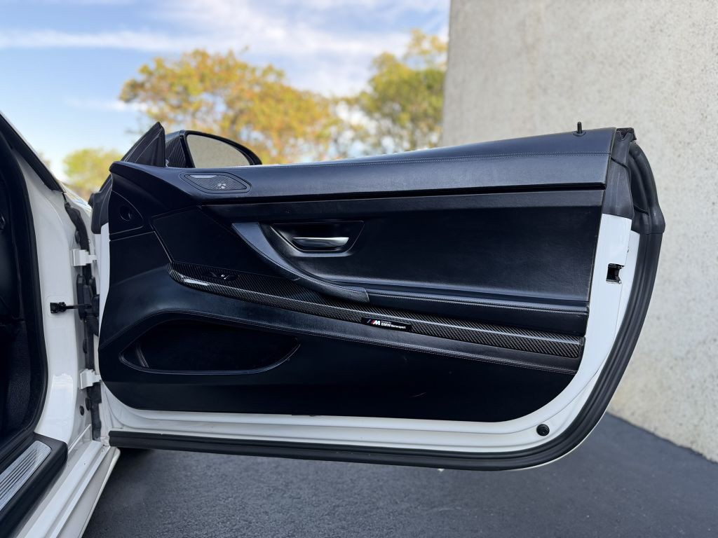 2017 BMW M6 Image 29