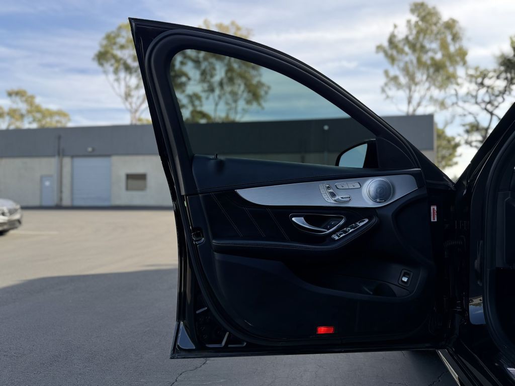 2019 Mercedes-Benz C-Class Image 18