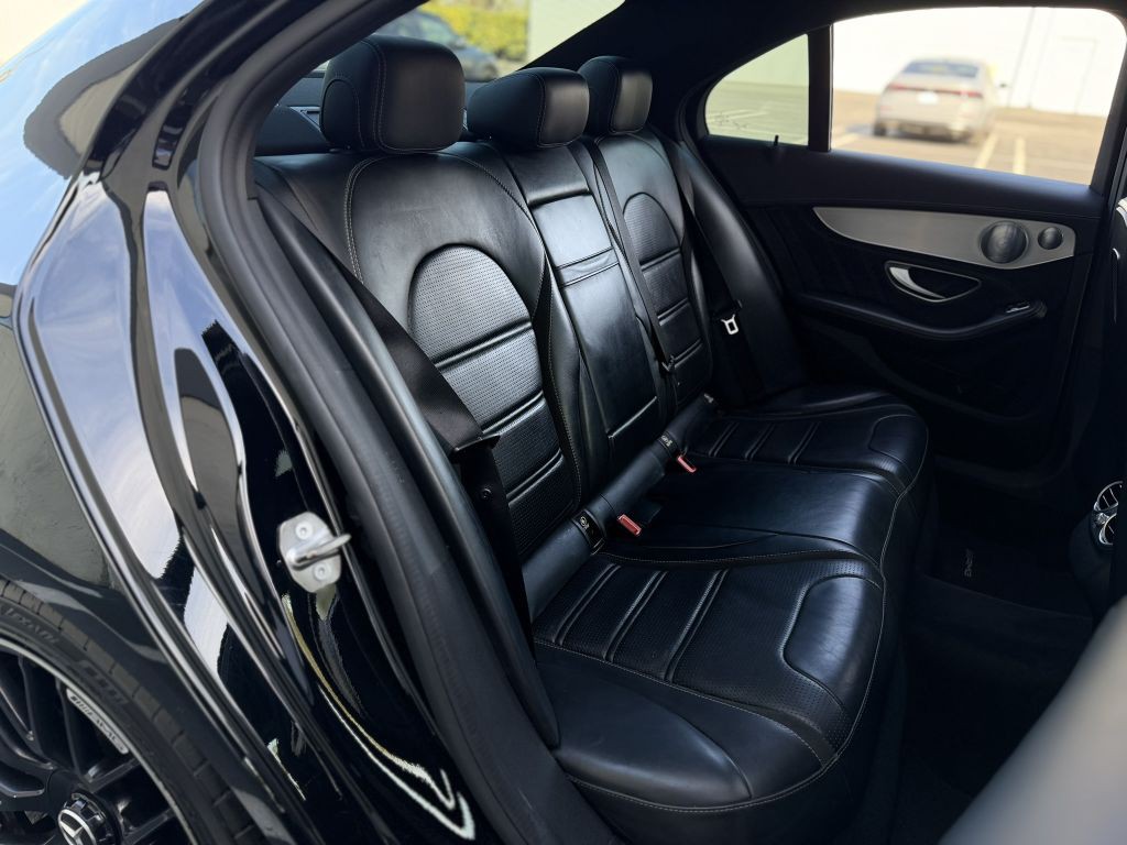2019 Mercedes-Benz C-Class Image 30