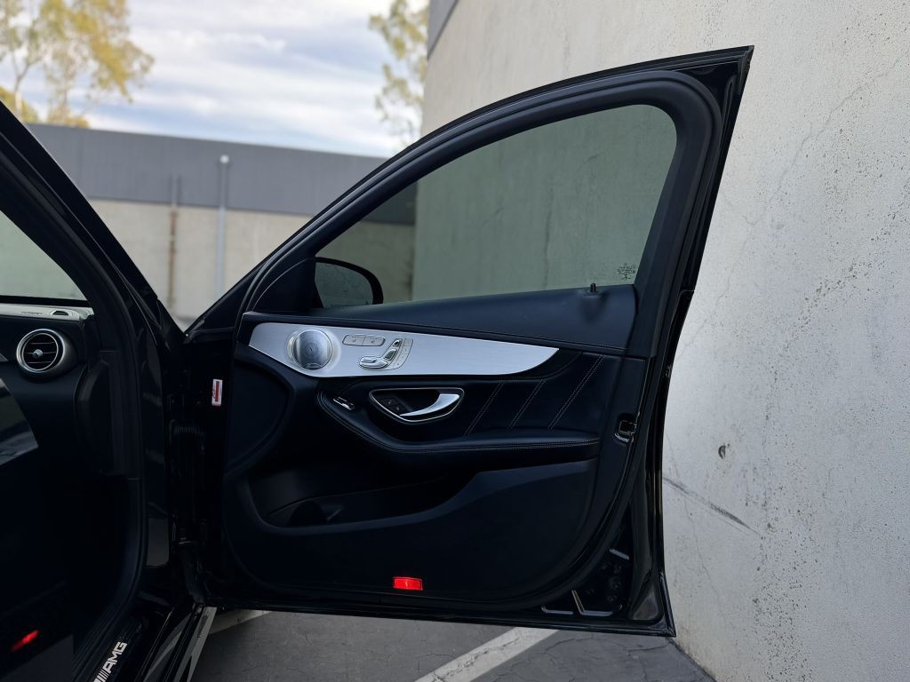 2019 Mercedes-Benz C-Class Image 31