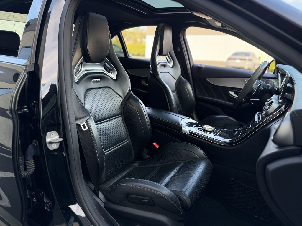 2019 Mercedes-Benz C-Class Image 33