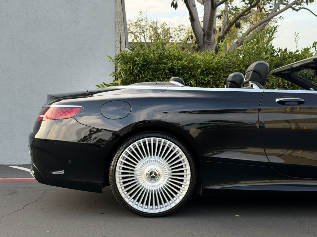 2018 Mercedes-Benz S-Class Image 9