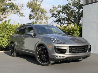 Image for 2017 Porsche Cayenne Turbo ID: 7084586