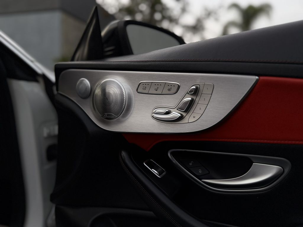 2020 Mercedes-Benz C-Class Image 39