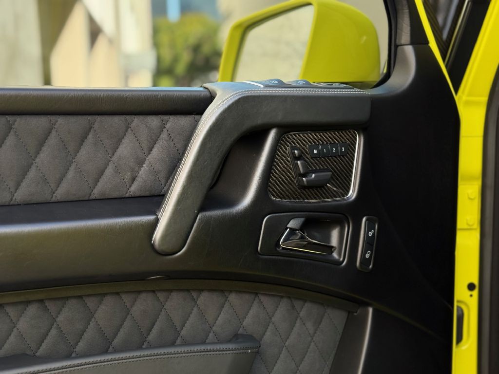 2017 Mercedes-Benz G-Class Image 66