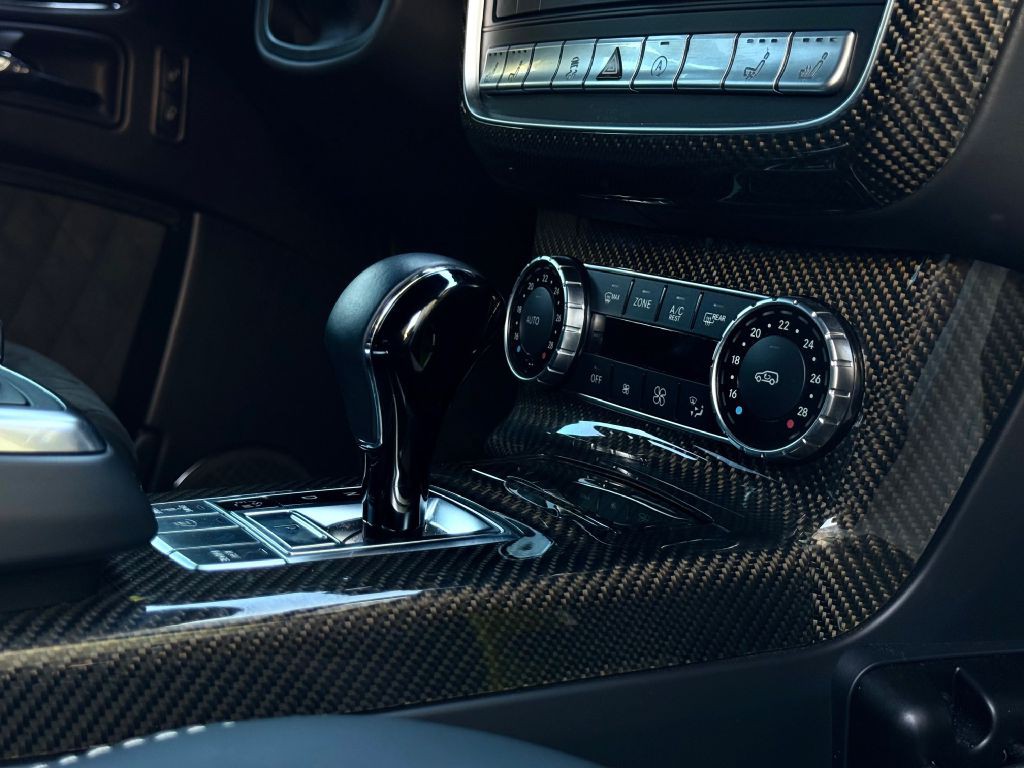 2017 Mercedes-Benz G-Class Image 98