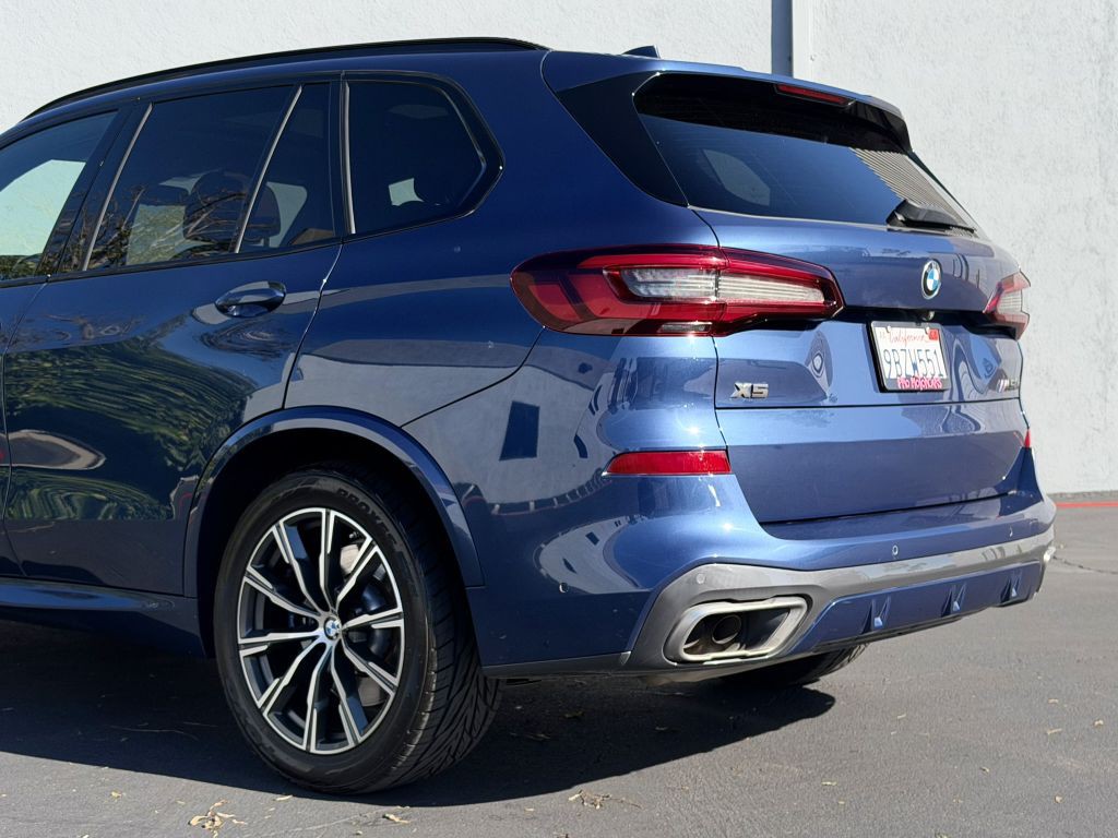 2022 BMW X5 Image 16