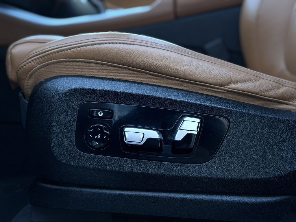 2022 BMW X5 Image 25