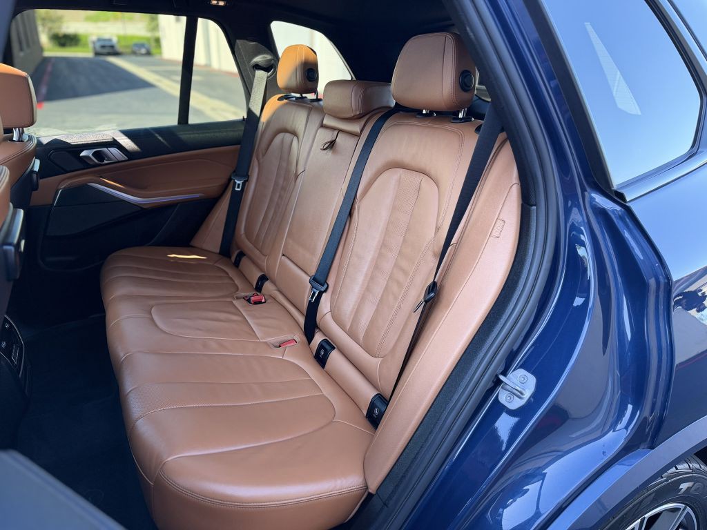 2022 BMW X5 Image 30