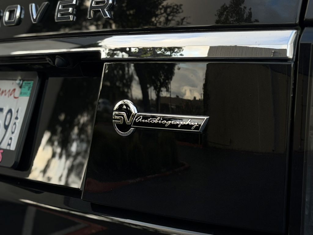 2016 Land Rover Range Rover Image 13