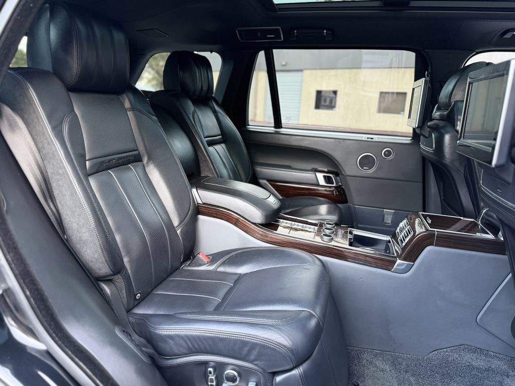 2016 Land Rover Range Rover Image 33
