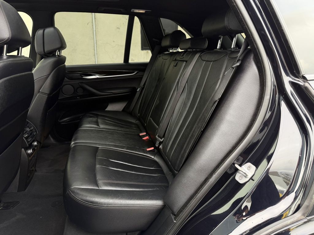 2017 BMW X5 Image 22