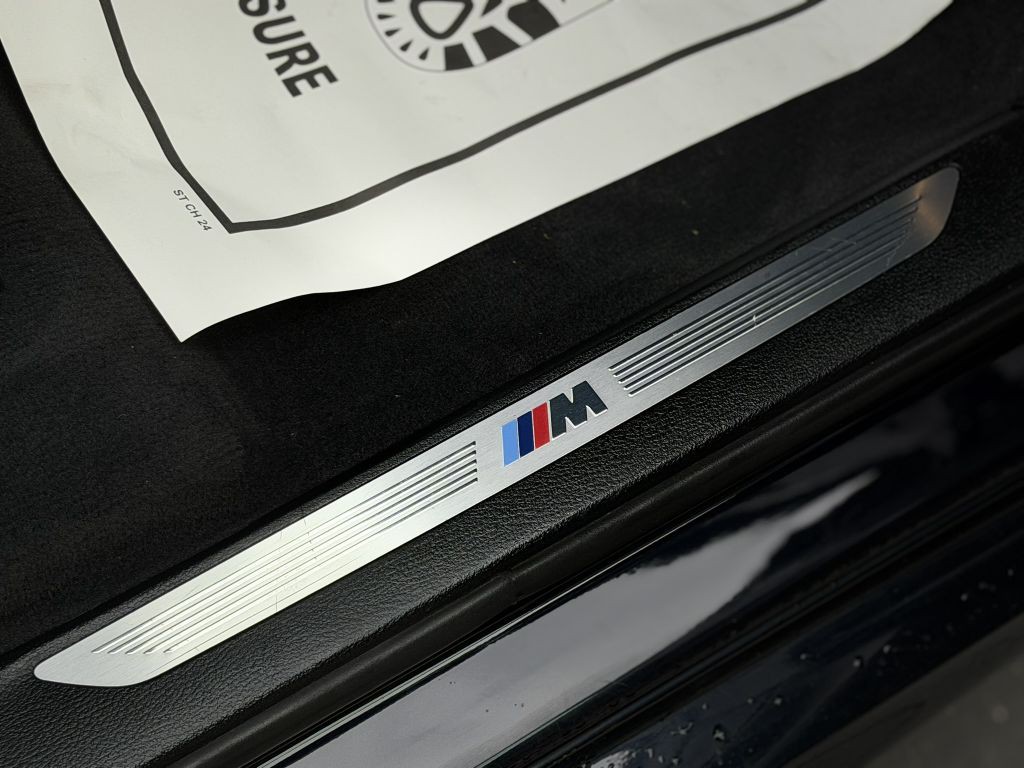 2017 BMW X5 Image 25