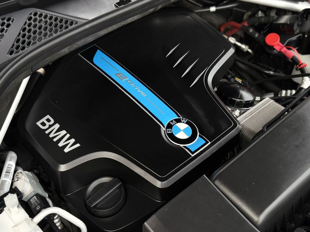 2017 BMW X5 Image 34