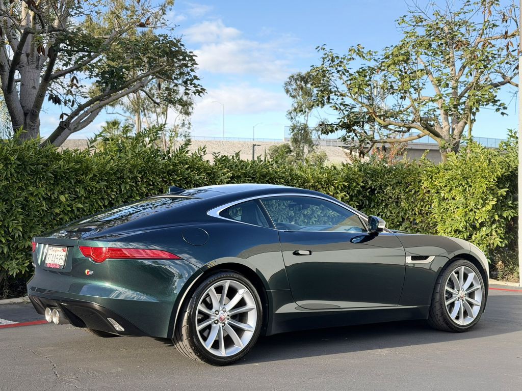 2015 Jaguar F-TYPE Image 2