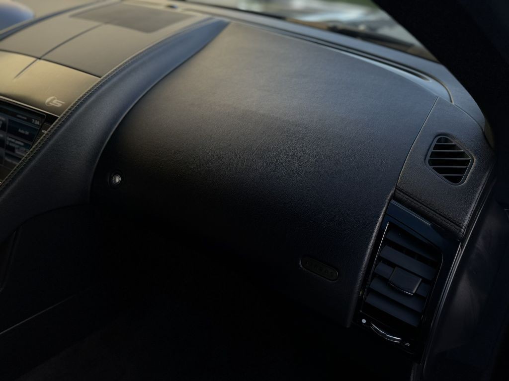 2015 Jaguar F-TYPE Image 19