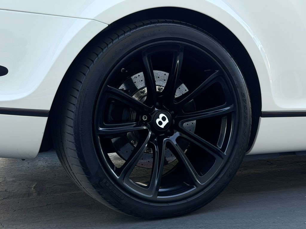 2011 Bentley Continental Image 20