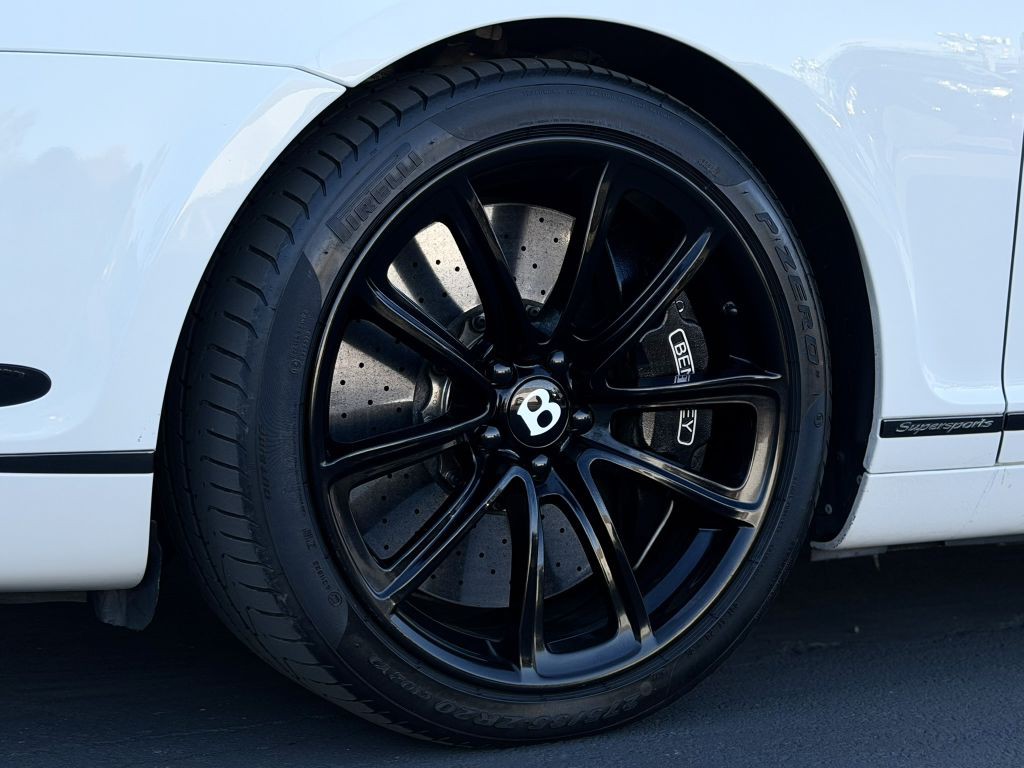 2011 Bentley Continental Image 24