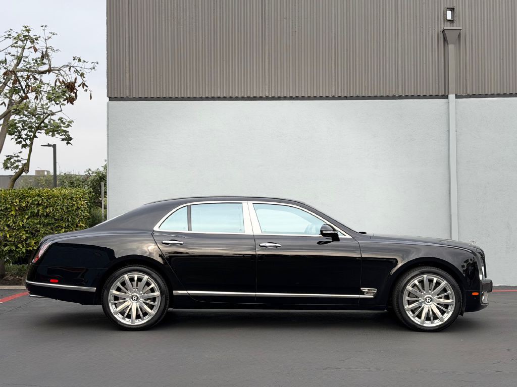 2013 Bentley Mulsanne Image 5