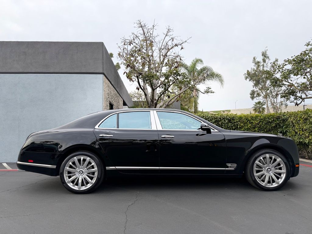 2013 Bentley Mulsanne Image 17