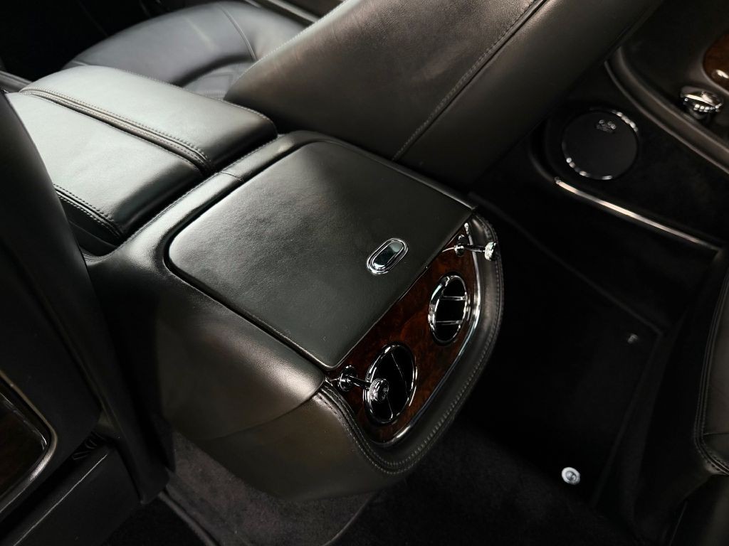 2013 Bentley Mulsanne Image 40