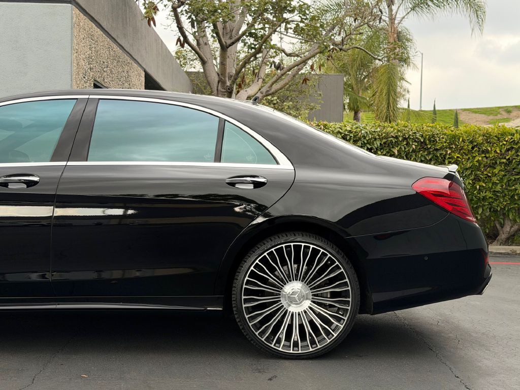 2015 Mercedes-Benz S-Class Image 12