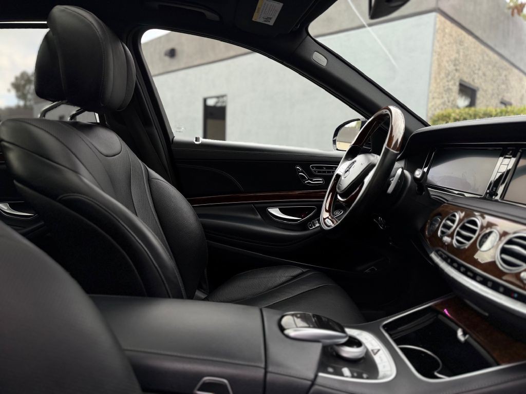 2015 Mercedes-Benz S-Class Image 38