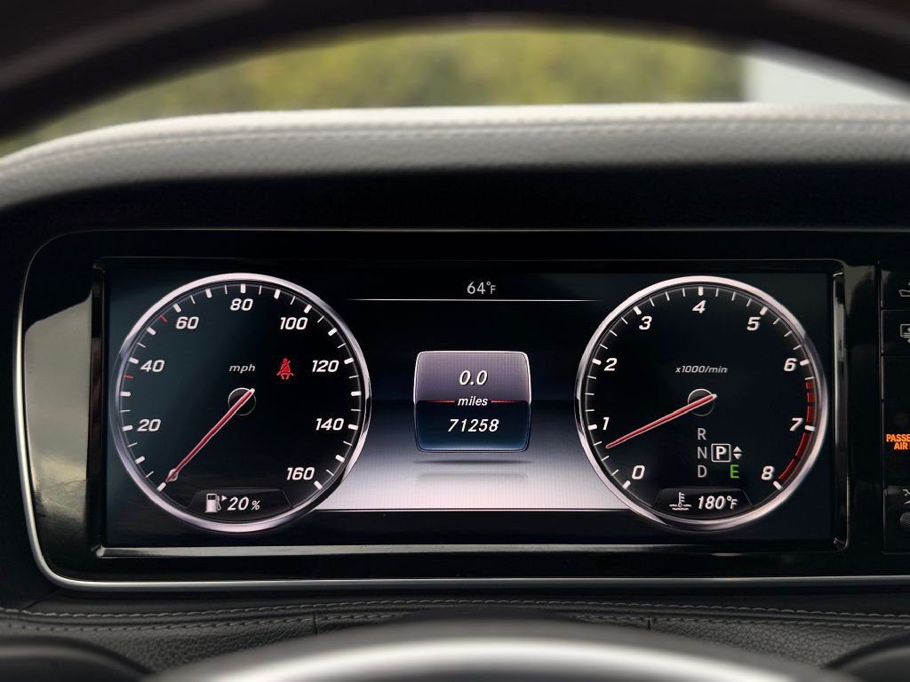 2015 Mercedes-Benz S-Class Image 48