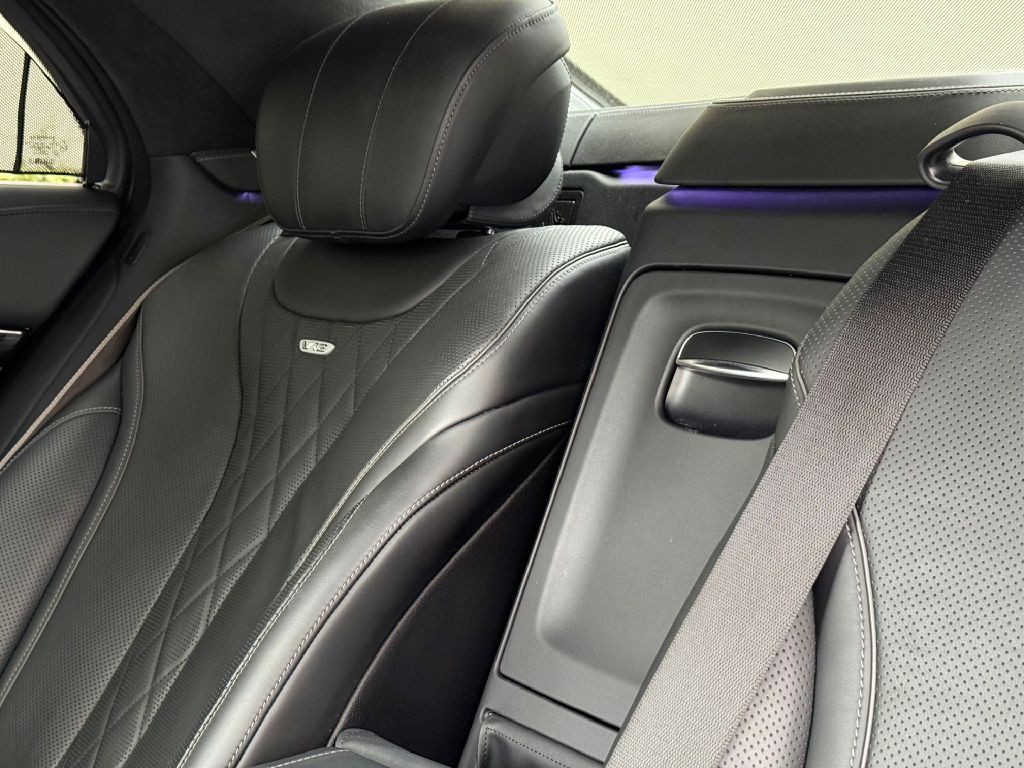 2017 Mercedes-Benz S-Class Image 38