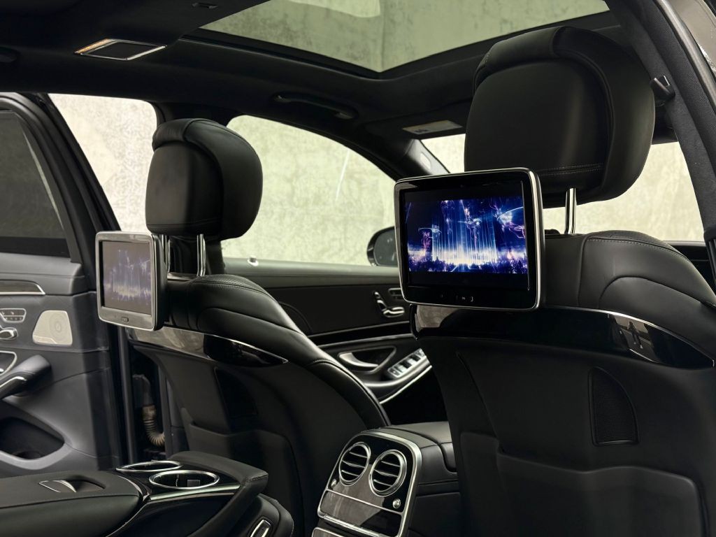 2017 Mercedes-Benz S-Class Image 40