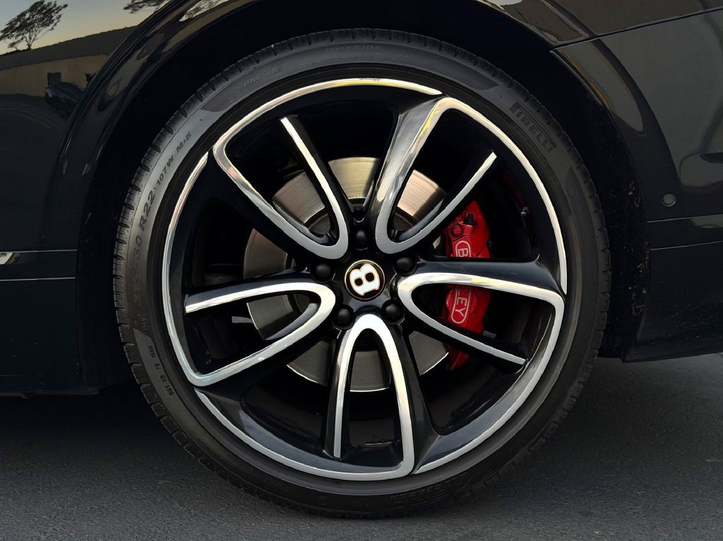 2020 Bentley Continental Image 12