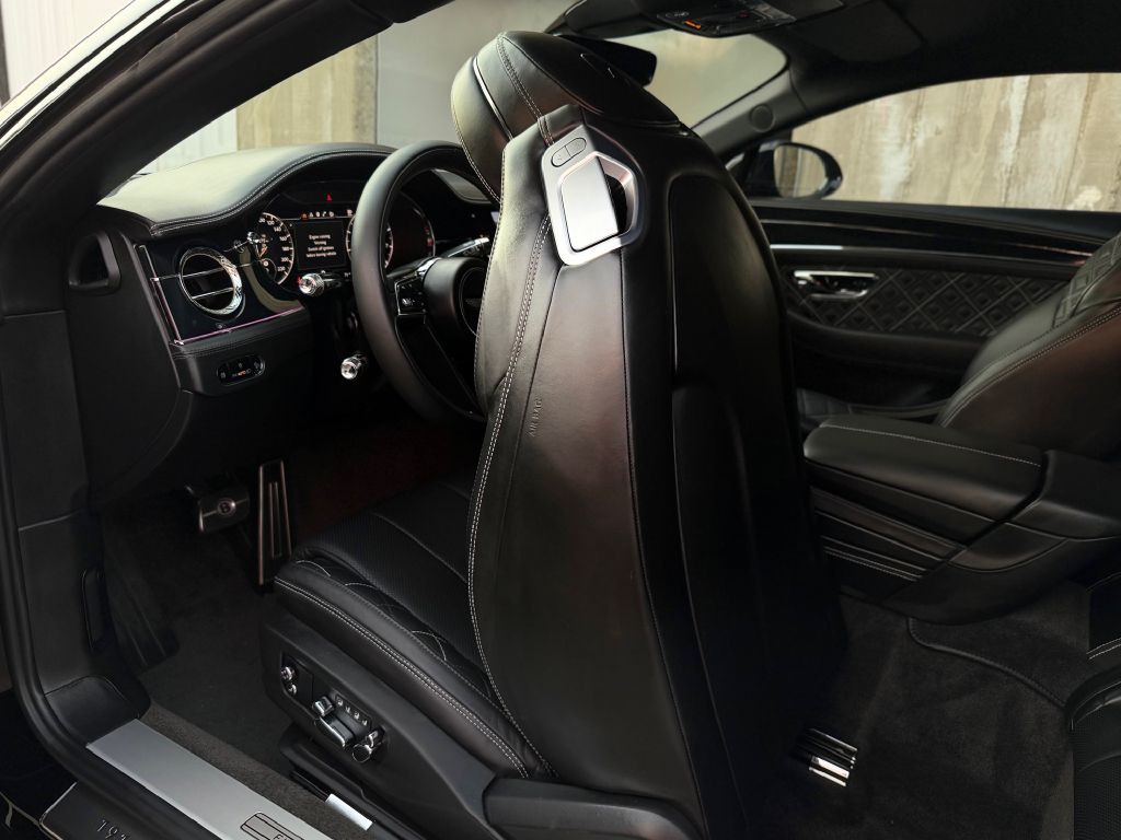 2020 Bentley Continental Image 25