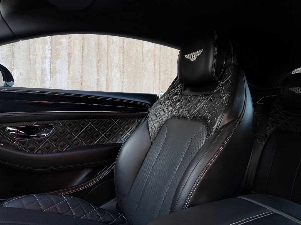 2020 Bentley Continental Image 29