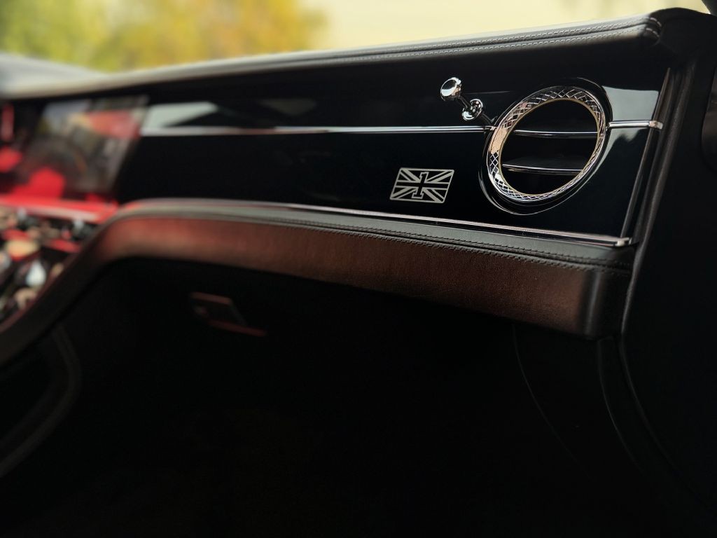 2020 Bentley Continental Image 35