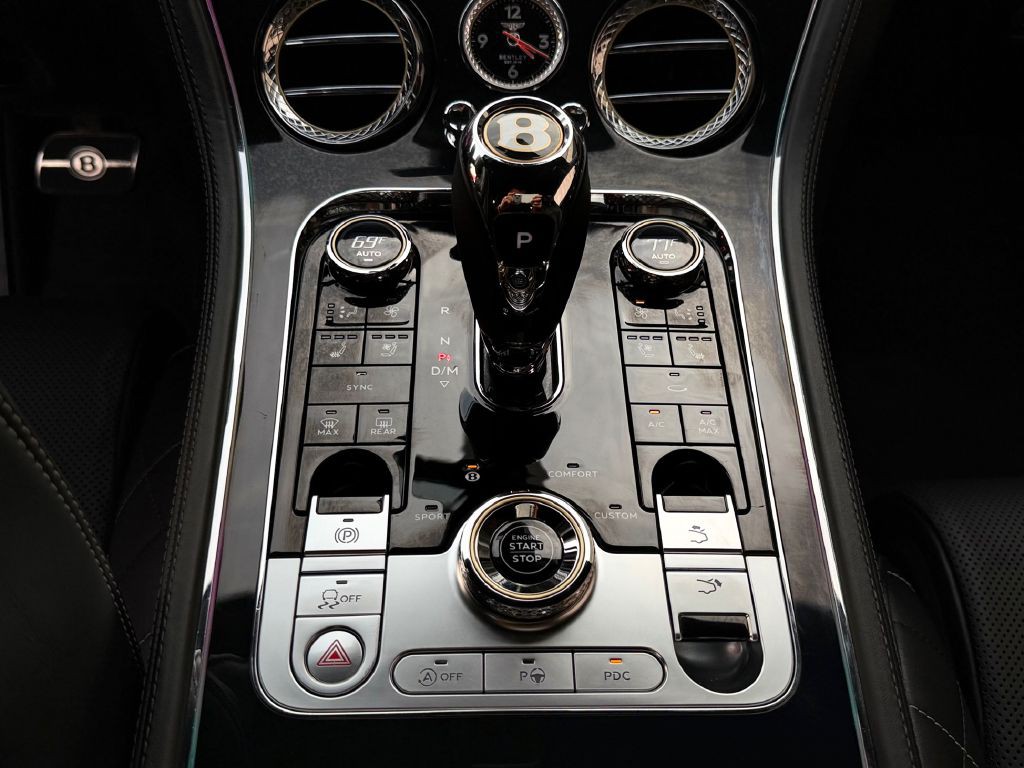 2020 Bentley Continental Image 37