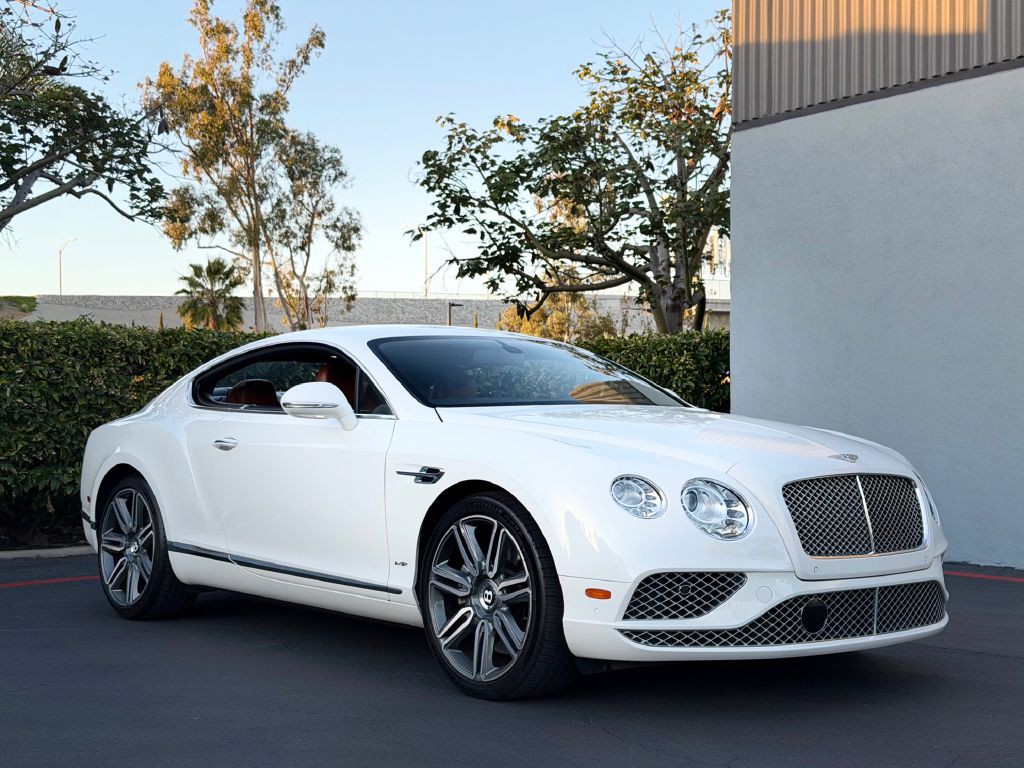 2016 Bentley Continental Image 2