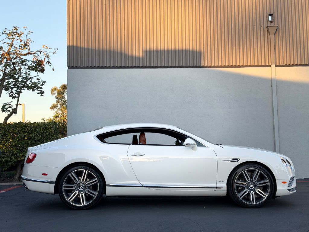 2016 Bentley Continental Image 3