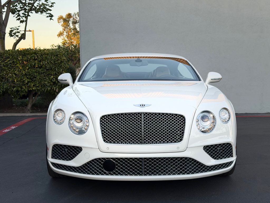2016 Bentley Continental Image 12