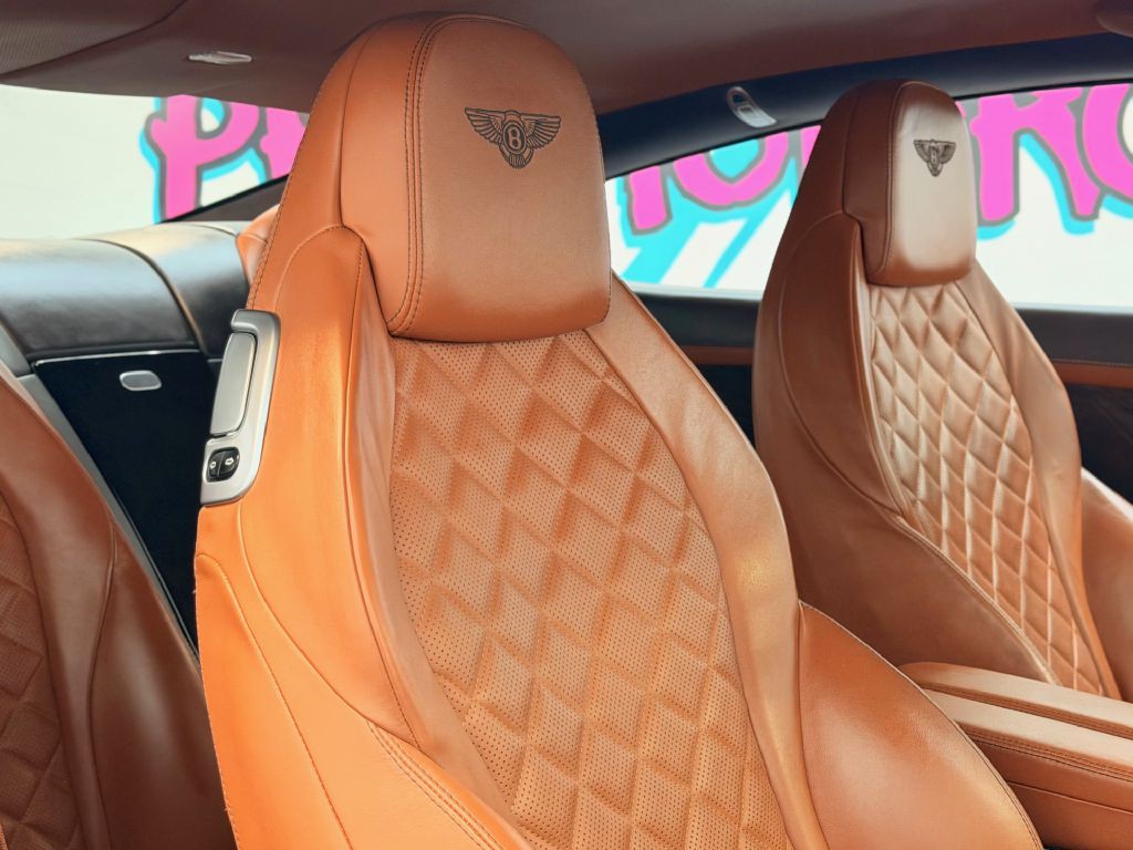 2016 Bentley Continental Image 34