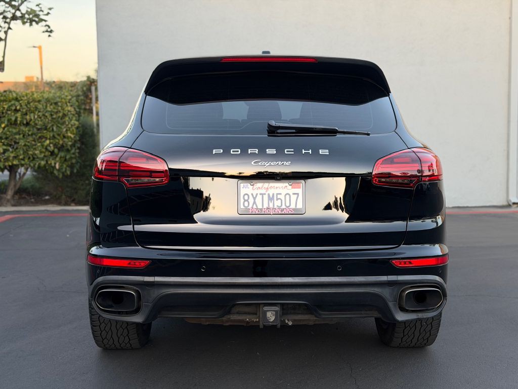 2015 Porsche Cayenne Image 10