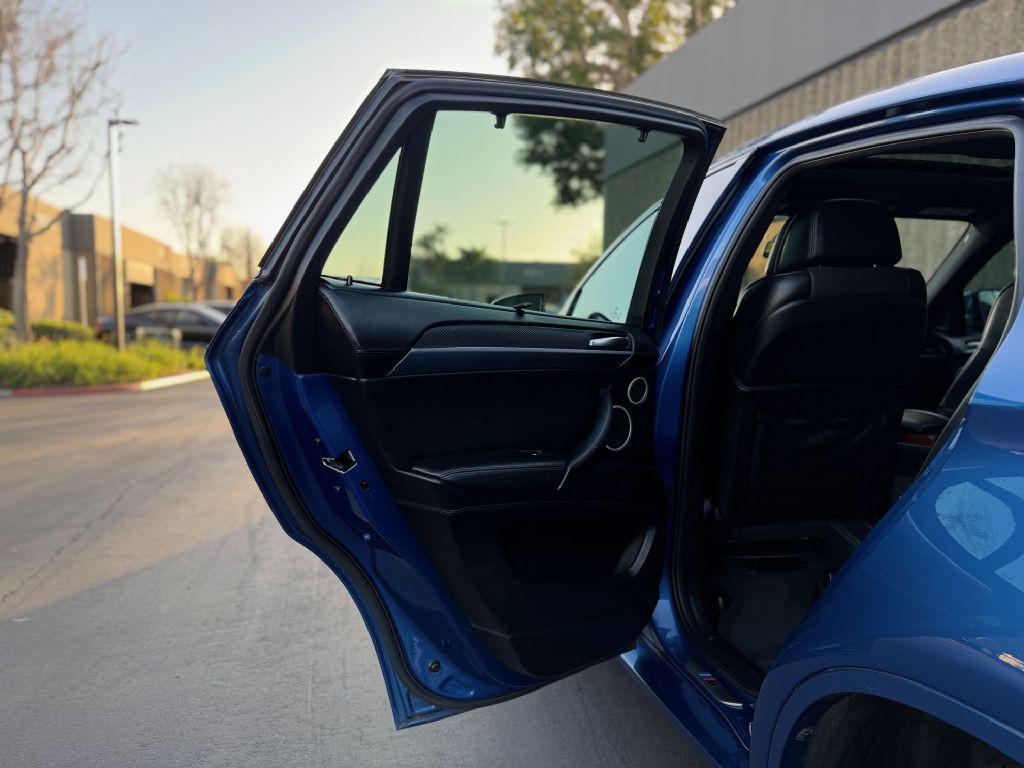 2013 BMW X6 Image 25