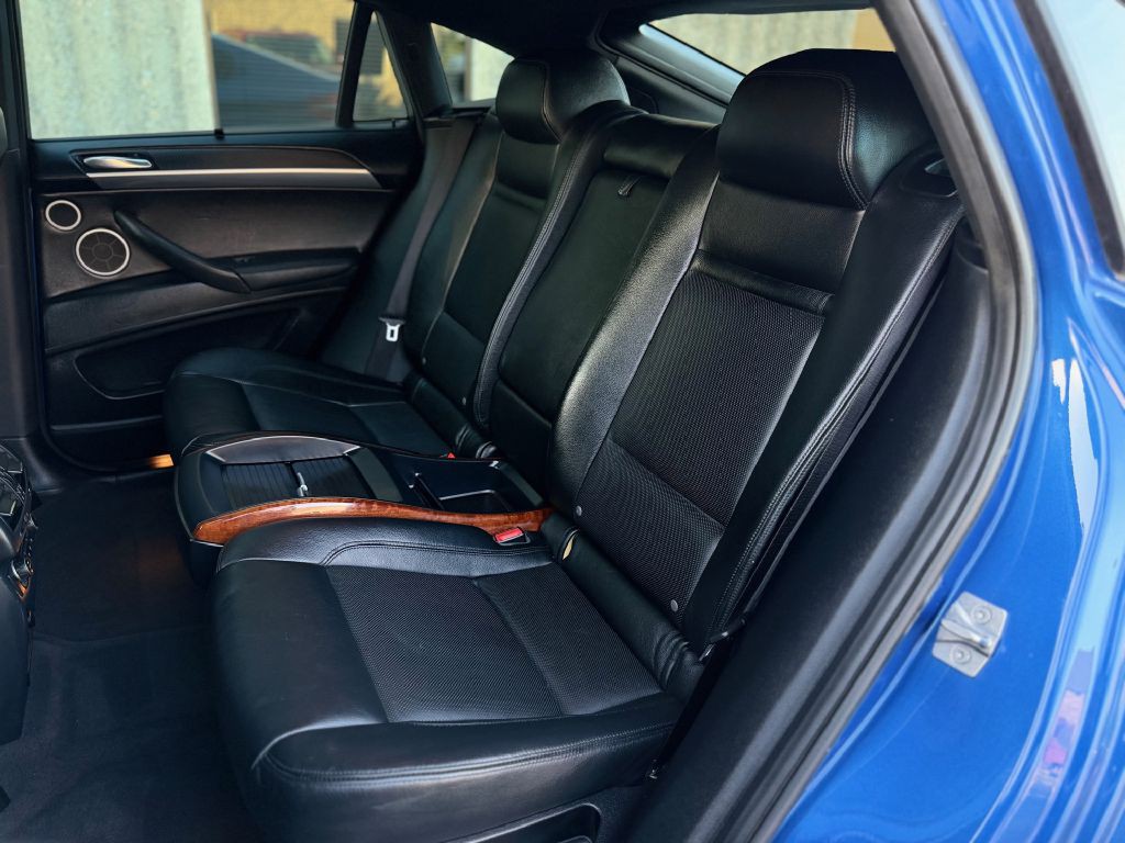 2013 BMW X6 Image 26