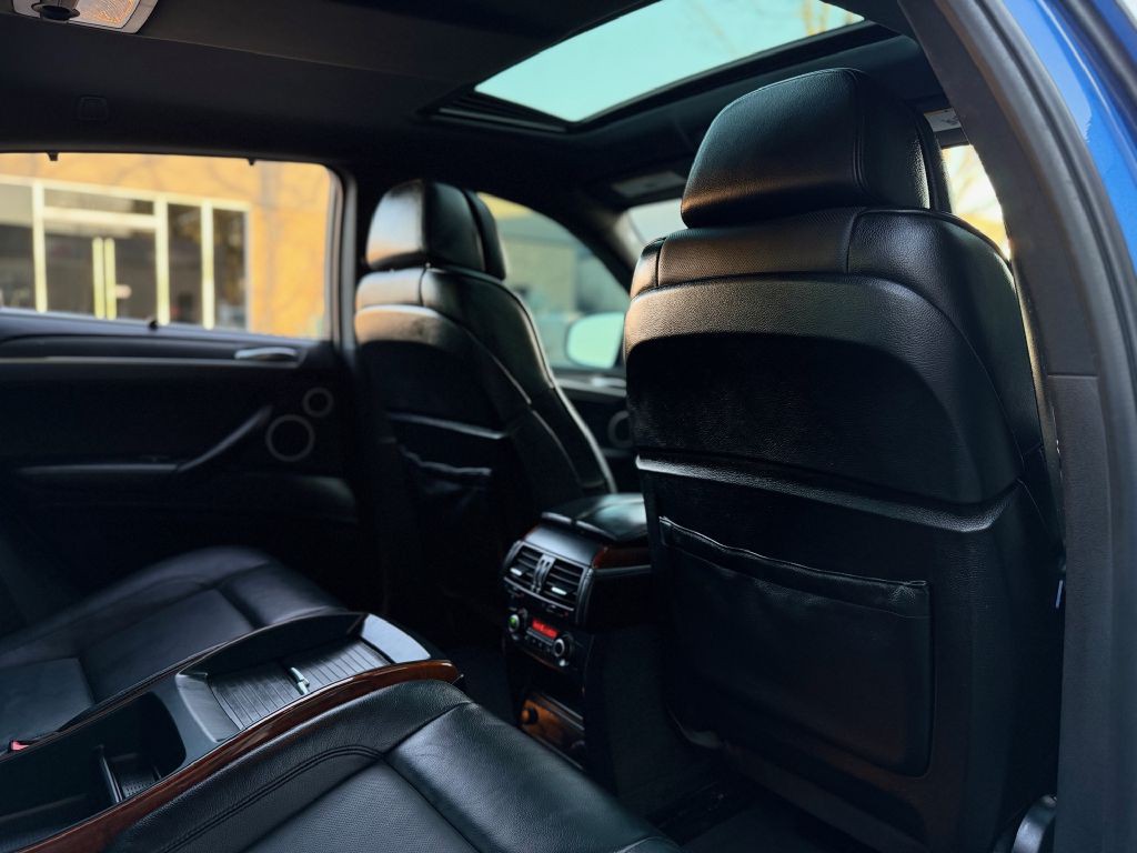 2013 BMW X6 Image 28