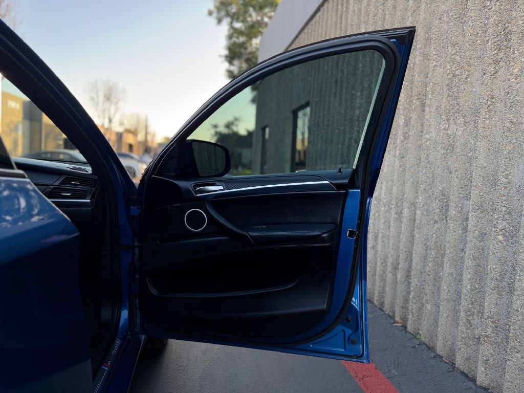 2013 BMW X6 Image 31