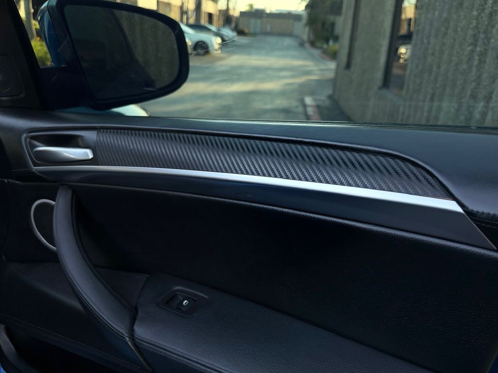 2013 BMW X6 Image 32