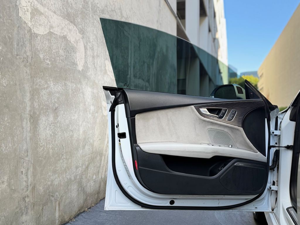 2017 Audi S7 Image 16